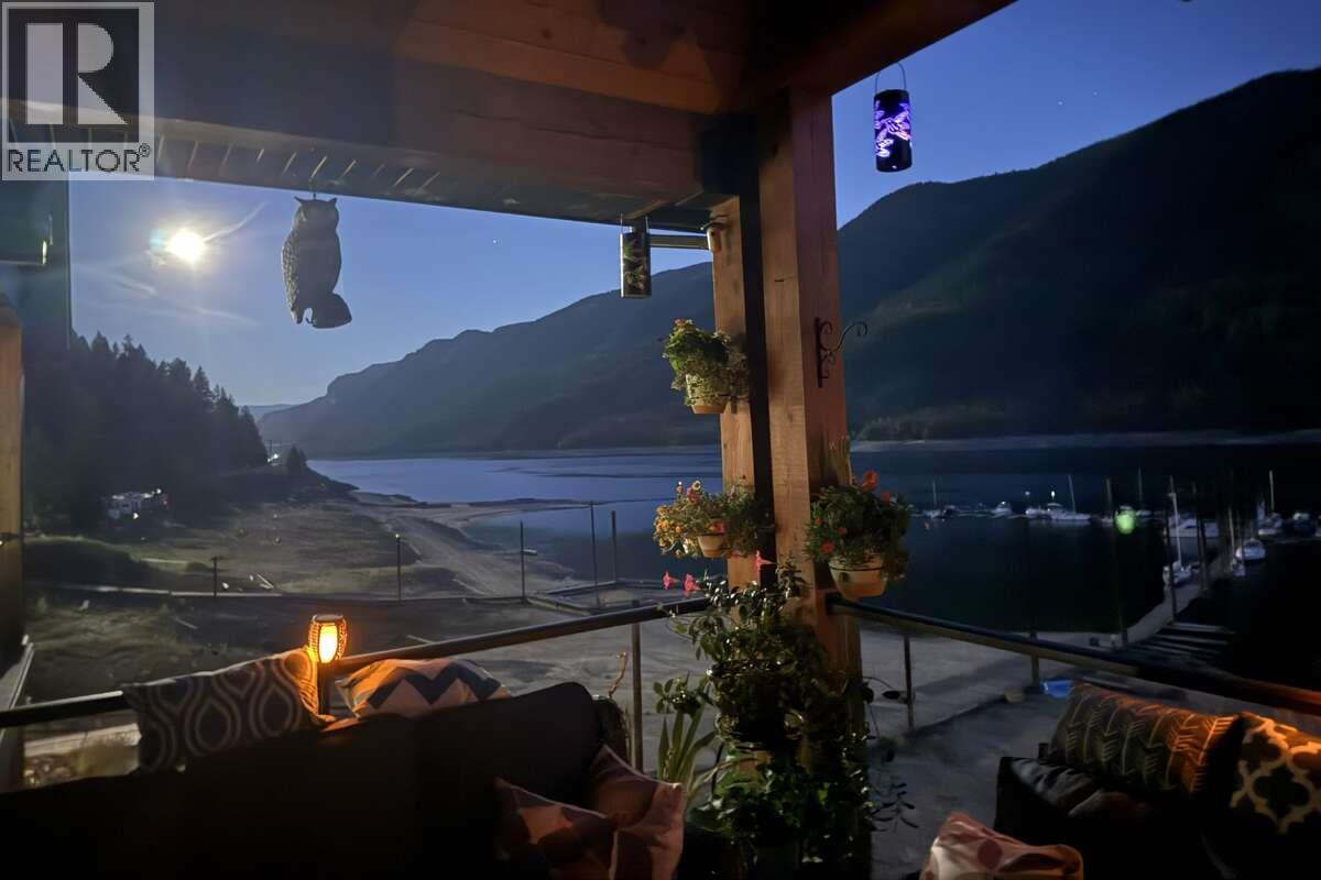 5570 Broadwater Road Unit# 315, Castlegar, British Columbia  V1N 0A1 - Photo 41 - 10383361