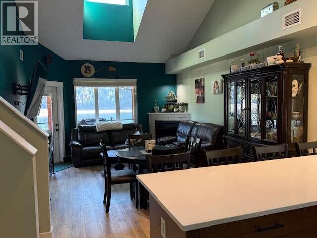5570 Broadwater Road Unit# 315, Castlegar, British Columbia  V1N 0A1 - Photo 9 - 10383361