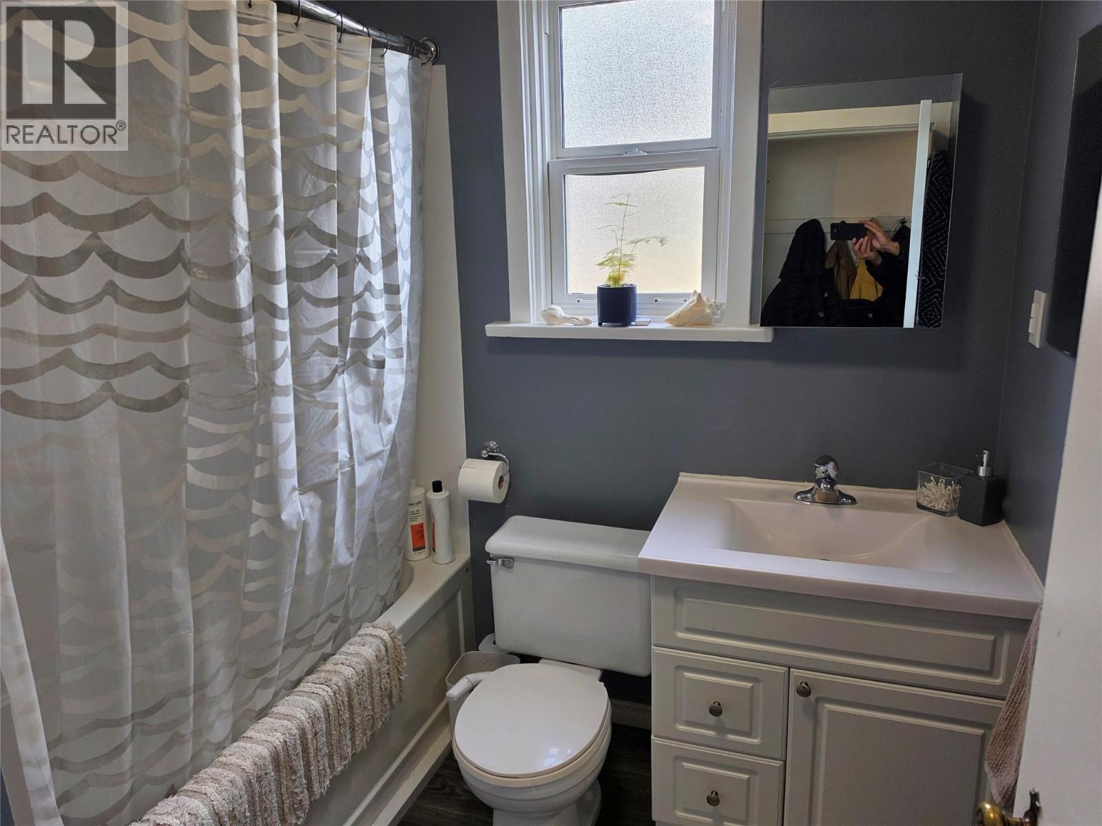 804 Eighth Street, Nelson, British Columbia  V1L 3B1 - Photo 13 - 10383190