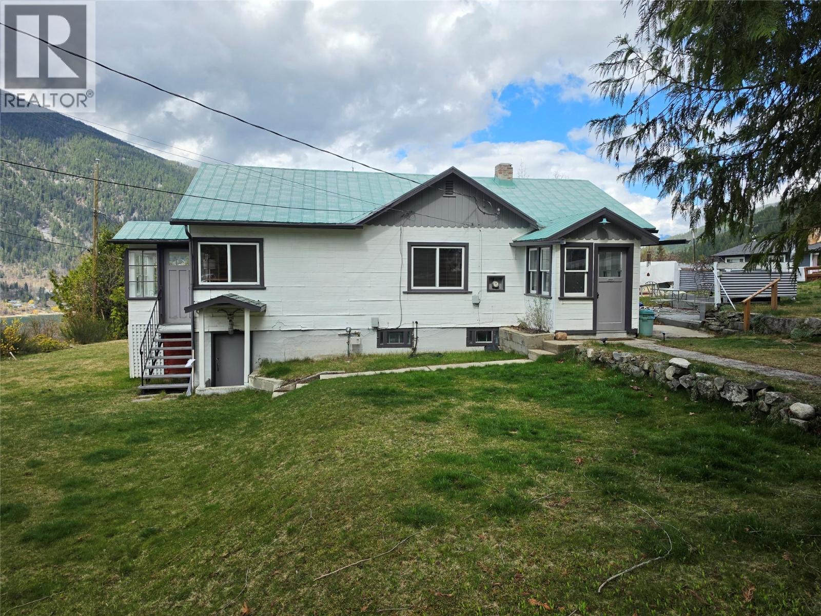 804 Eighth Street, Nelson, British Columbia  V1L 3B1 - Photo 29 - 10383190