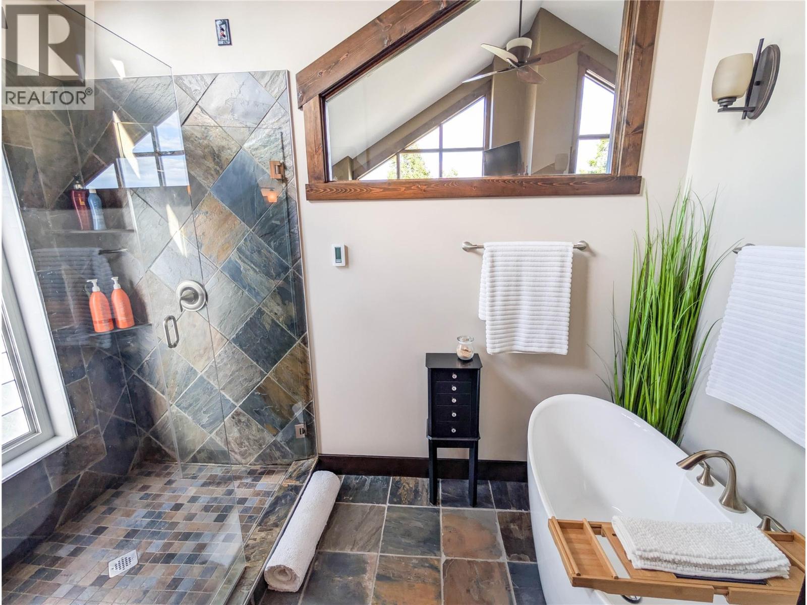 2550 Ledgerock Ridge, Invermere, British Columbia  V0A 1K6 - Photo 15 - 10382967