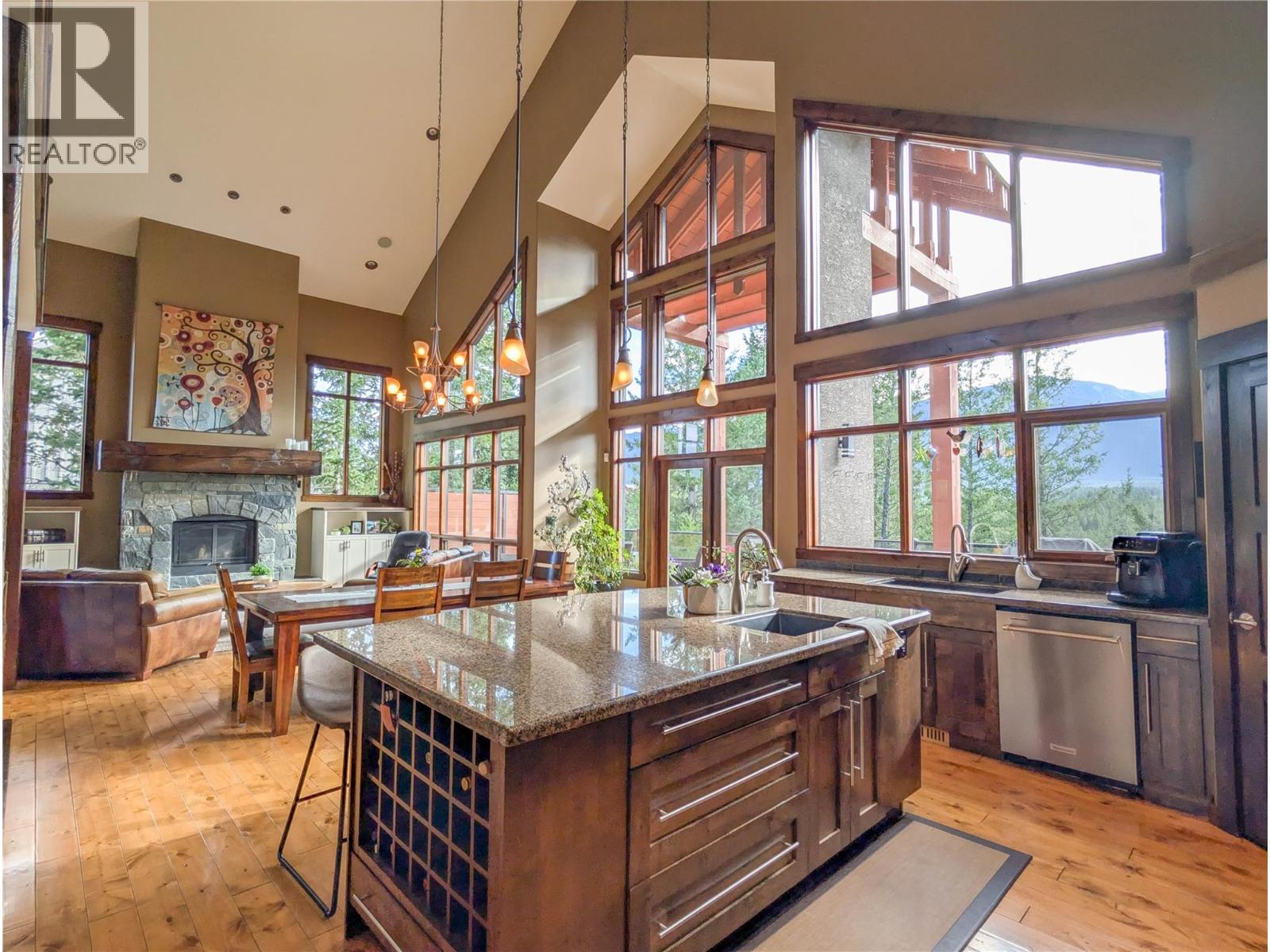 2550 Ledgerock Ridge, Invermere, British Columbia  V0A 1K6 - Photo 6 - 10382967