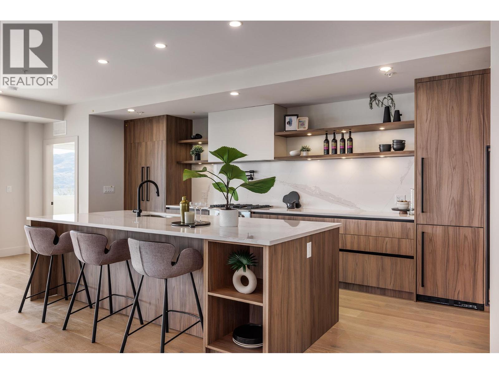 5304 Buchanan Road Unit# 201, Peachland, British Columbia  V0H 1X1 - Photo 4 - 10383270