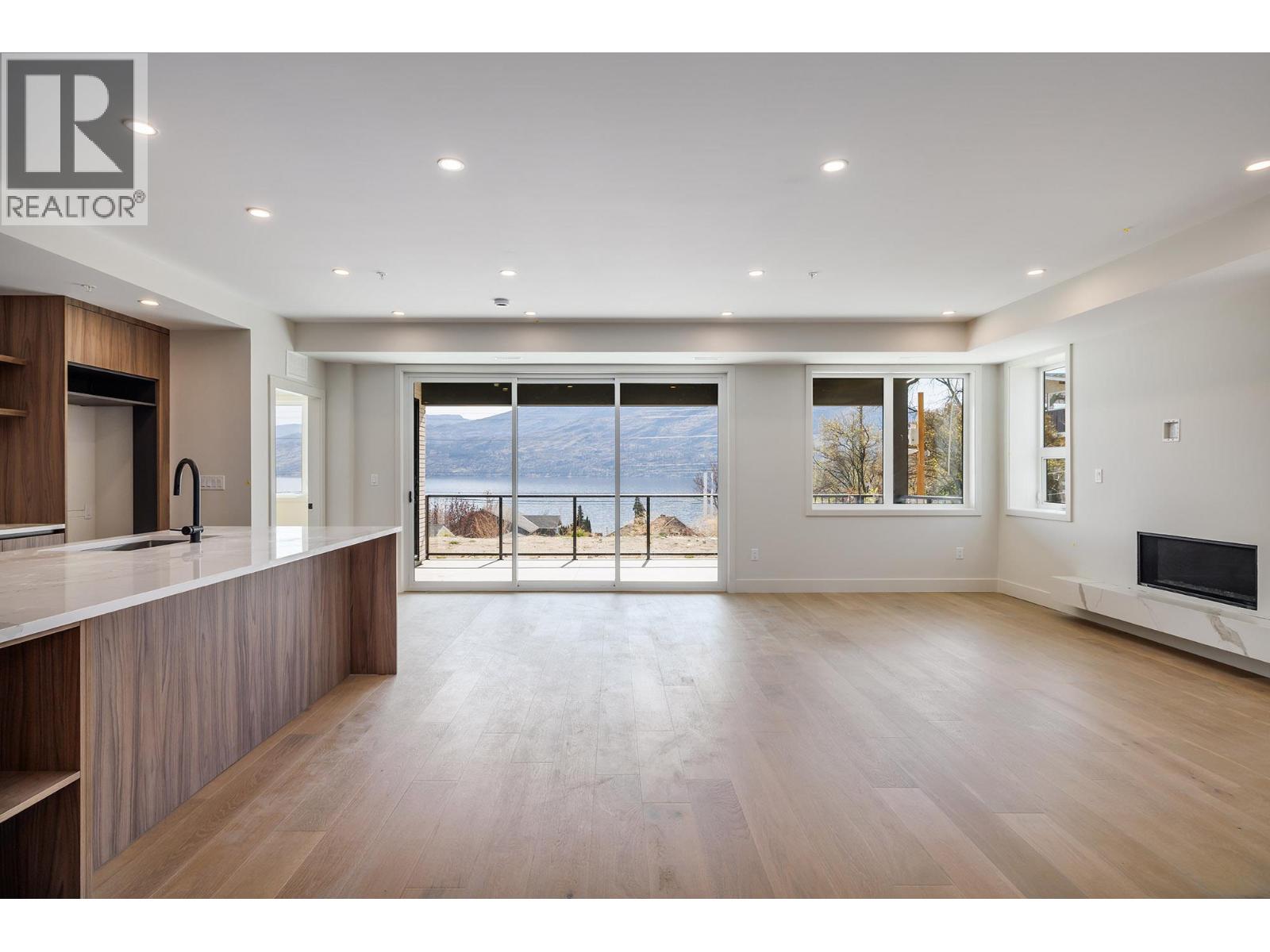 5304 Buchanan Road Unit# 102, Peachland, British Columbia  V0H 1X1 - Photo 1 - 10383246