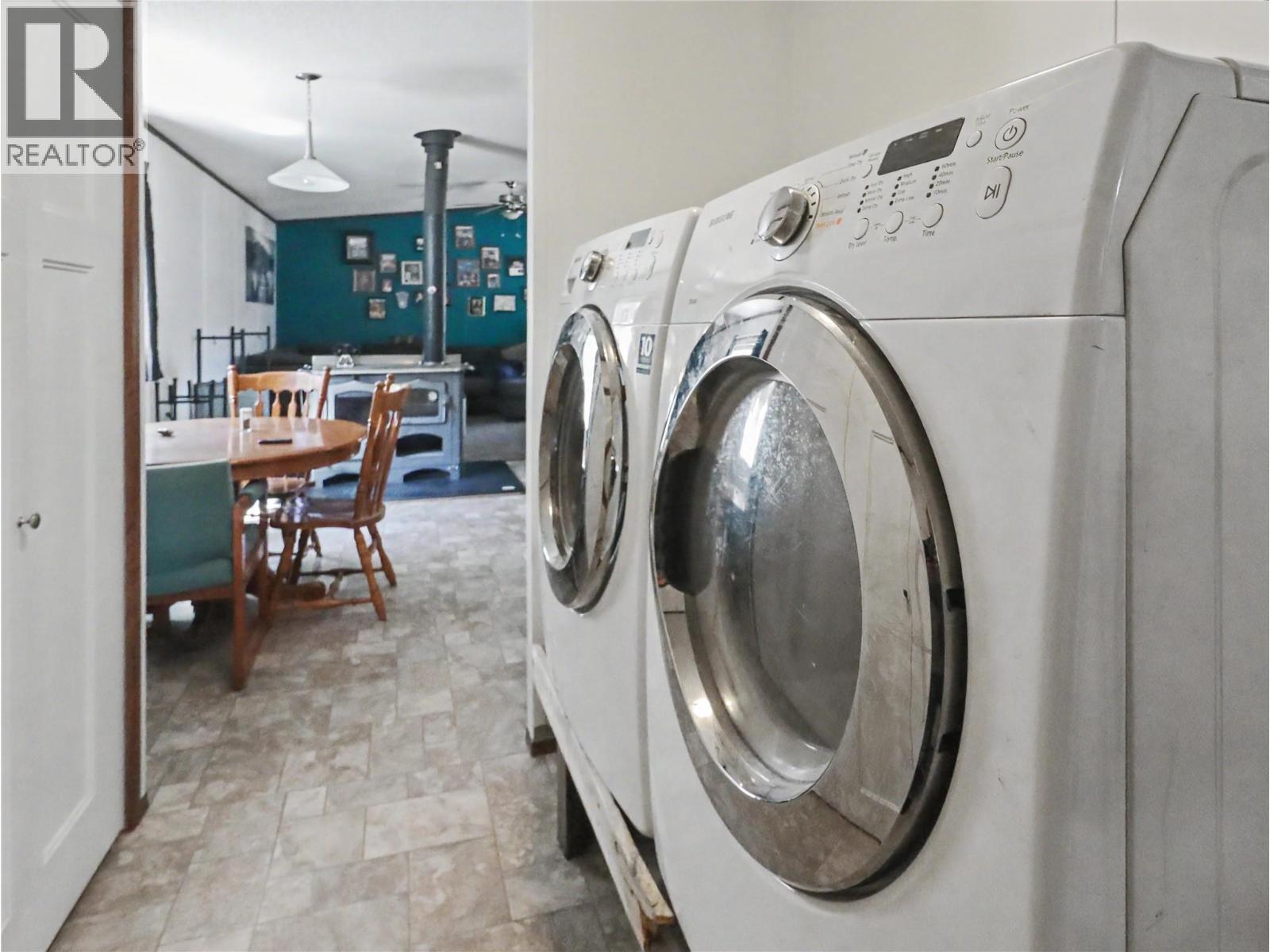 10899 Seabrook Road, Grand Forks, British Columbia  V0H 1H8 - Photo 15 - 10383229