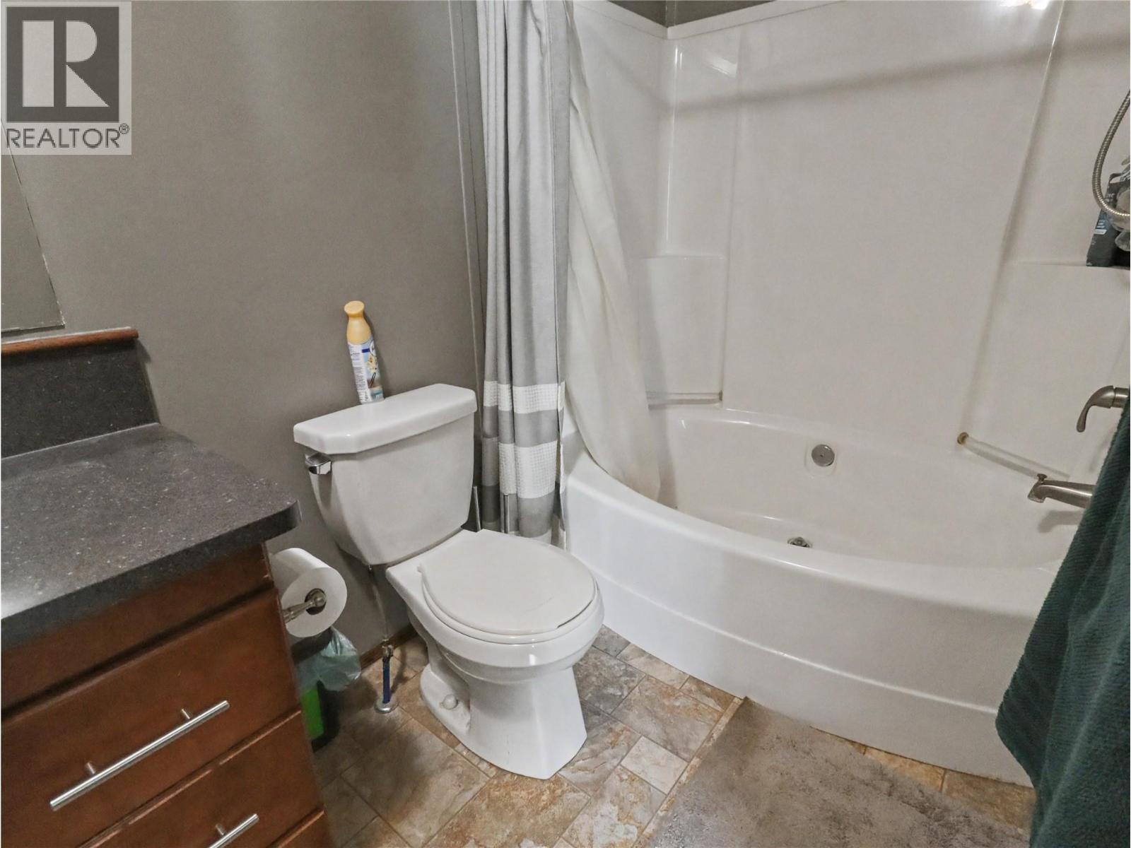 10899 Seabrook Road, Grand Forks, British Columbia  V0H 1H8 - Photo 19 - 10383229