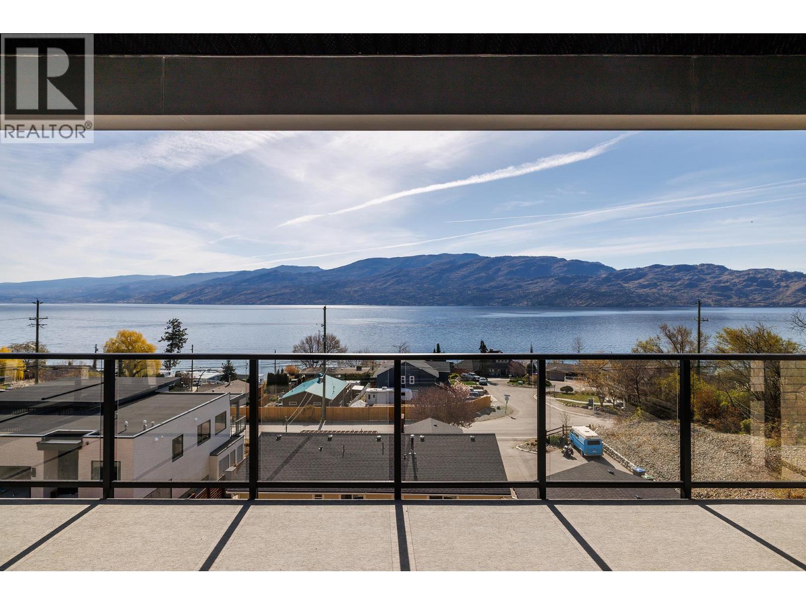 5304 Buchanan Road Unit# 301, Peachland, British Columbia  V0H 1X1 - Photo 1 - 10383388