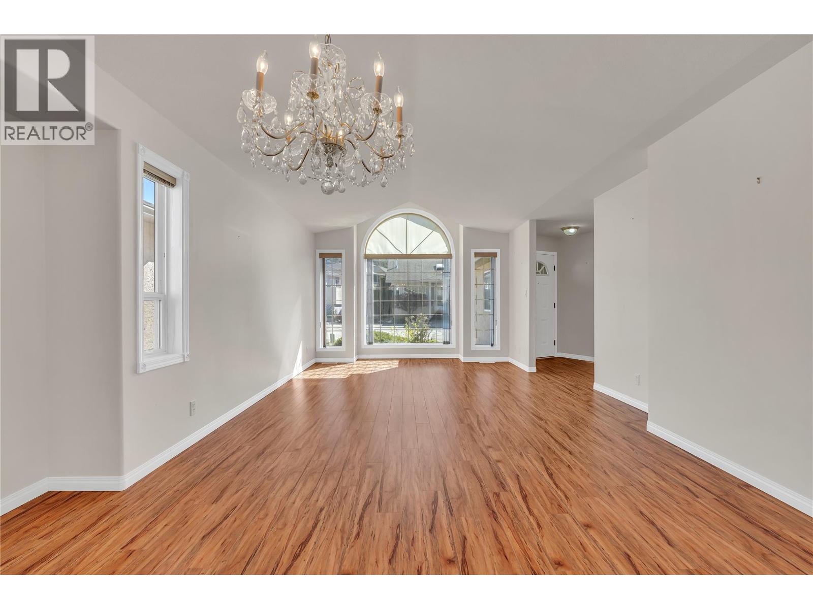 1634 Carmi Avenue Unit# 139, Penticton, British Columbia  V2A 8K5 - Photo 3 - 10383033