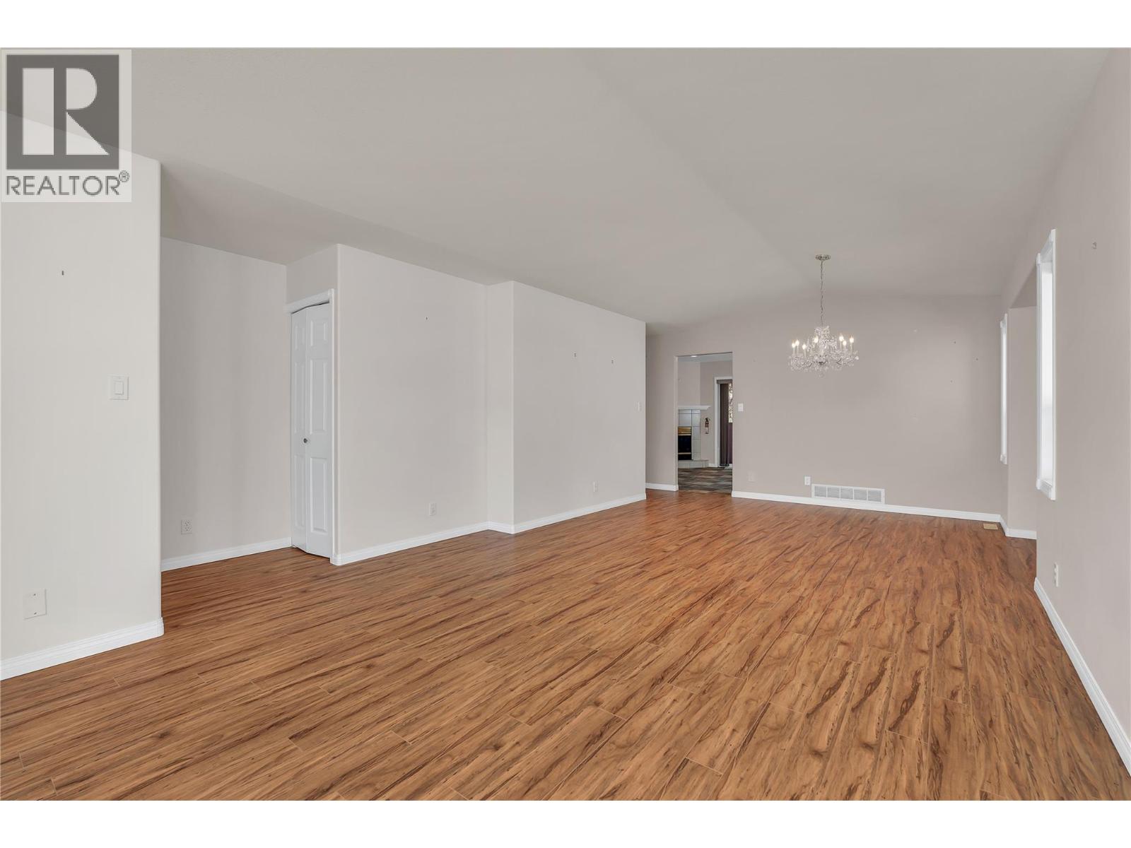 1634 Carmi Avenue Unit# 139, Penticton, British Columbia  V2A 8K5 - Photo 5 - 10383033