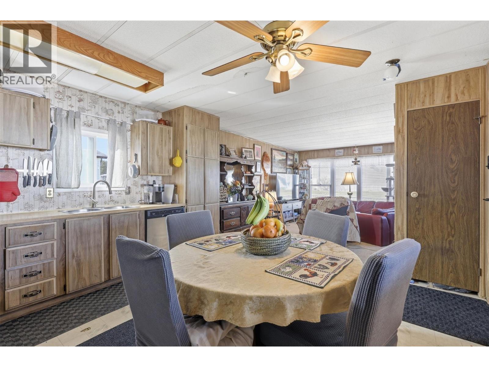 1555 Howe Road Unit# 73, Kamloops, British Columbia  V1S 1V1 - Photo 6 - 10383371