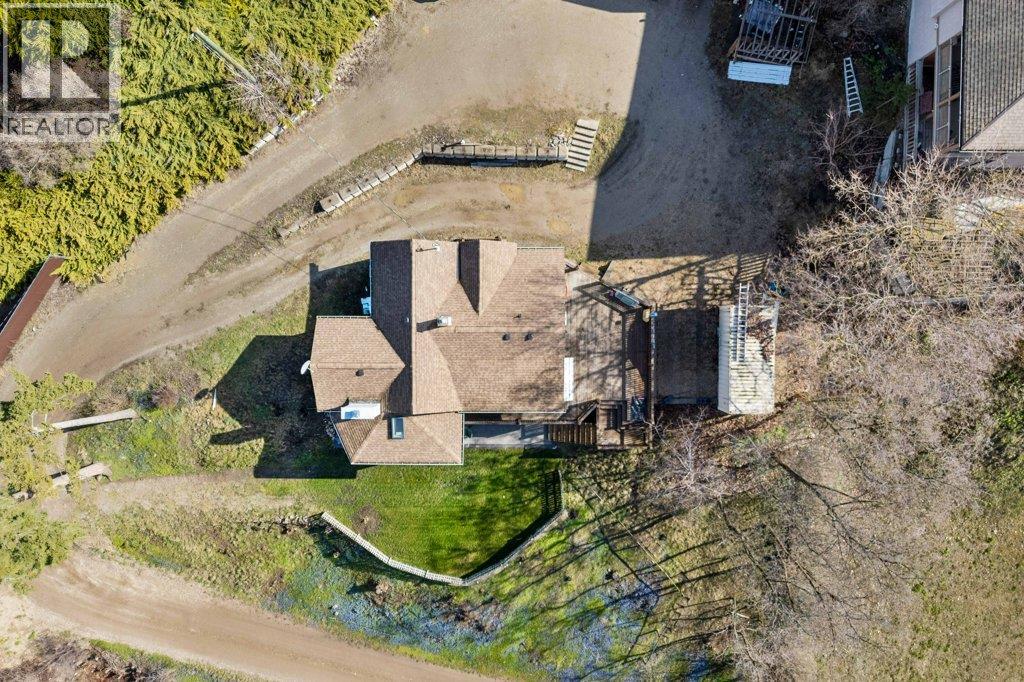 1321 10 Avenue Ne, Salmon Arm, British Columbia  V1E 2V6 - Photo 14 - 10383237