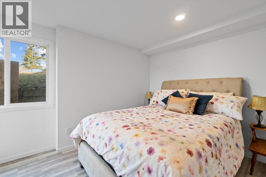 1321 10 Avenue Ne, Salmon Arm, British Columbia  V1E 2V6 - Photo 23 - 10383237