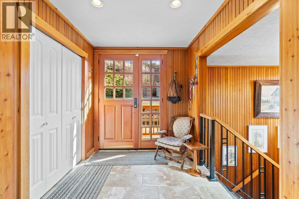 1321 10 Avenue Ne, Salmon Arm, British Columbia  V1E 2V6 - Photo 25 - 10383237