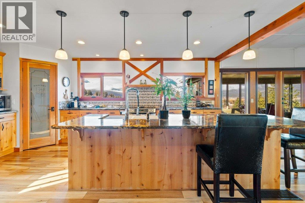 1321 10 Avenue Ne, Salmon Arm, British Columbia  V1E 2V6 - Photo 34 - 10383237