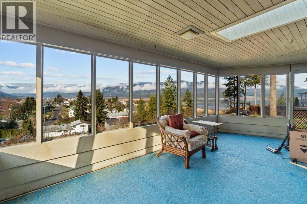 1321 10 Avenue Ne, Salmon Arm, British Columbia  V1E 2V6 - Photo 52 - 10383237