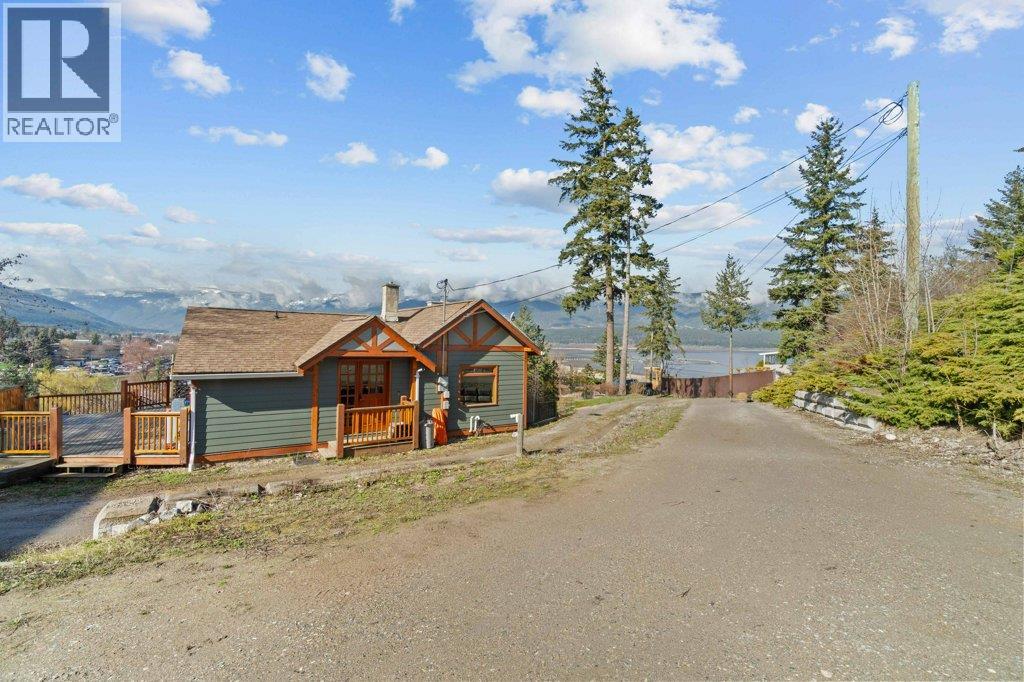 1321 10 Avenue Ne, Salmon Arm, British Columbia  V1E 2V6 - Photo 91 - 10383237