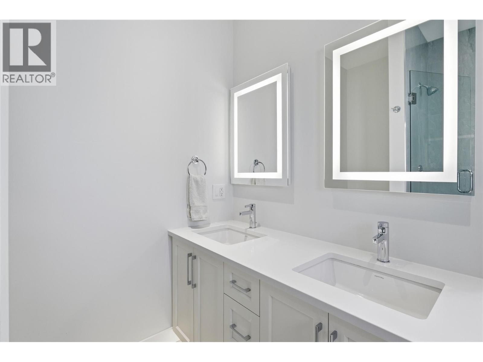 122 River Gate Drive, Kamloops, British Columbia  V2H 0E4 - Photo 34 - 10382204