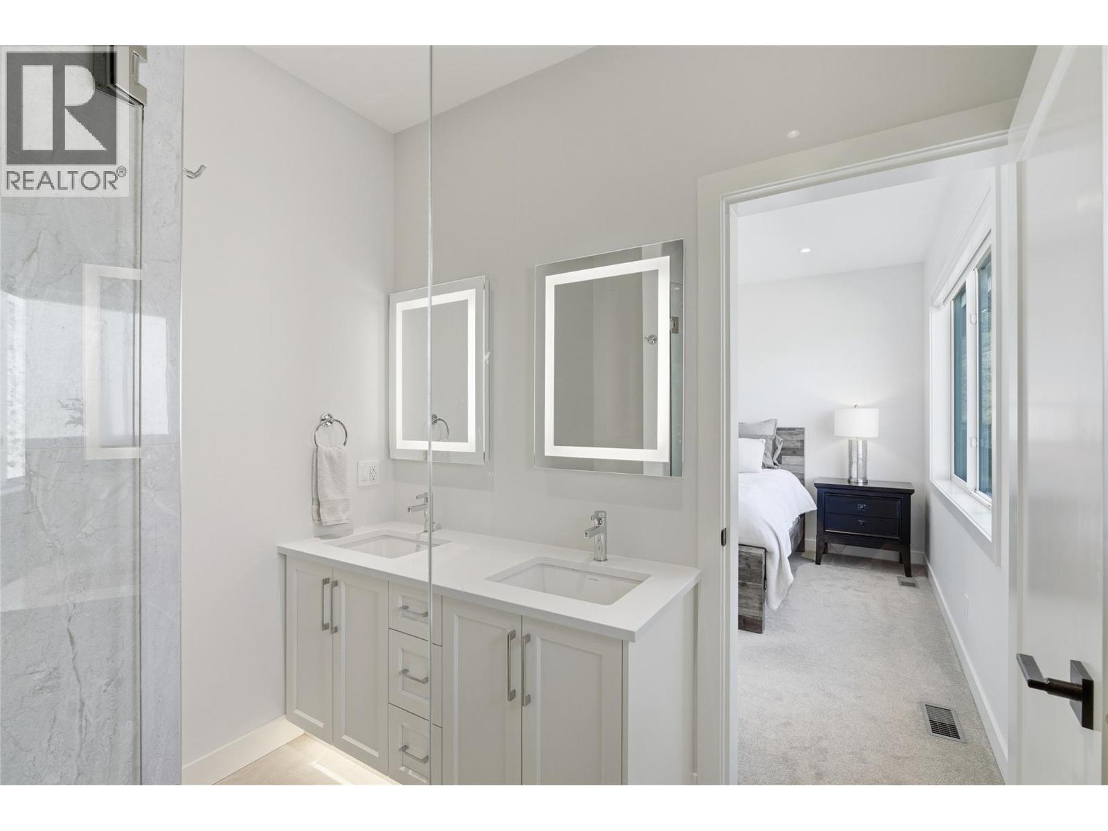 122 River Gate Drive, Kamloops, British Columbia  V2H 0E4 - Photo 37 - 10382204