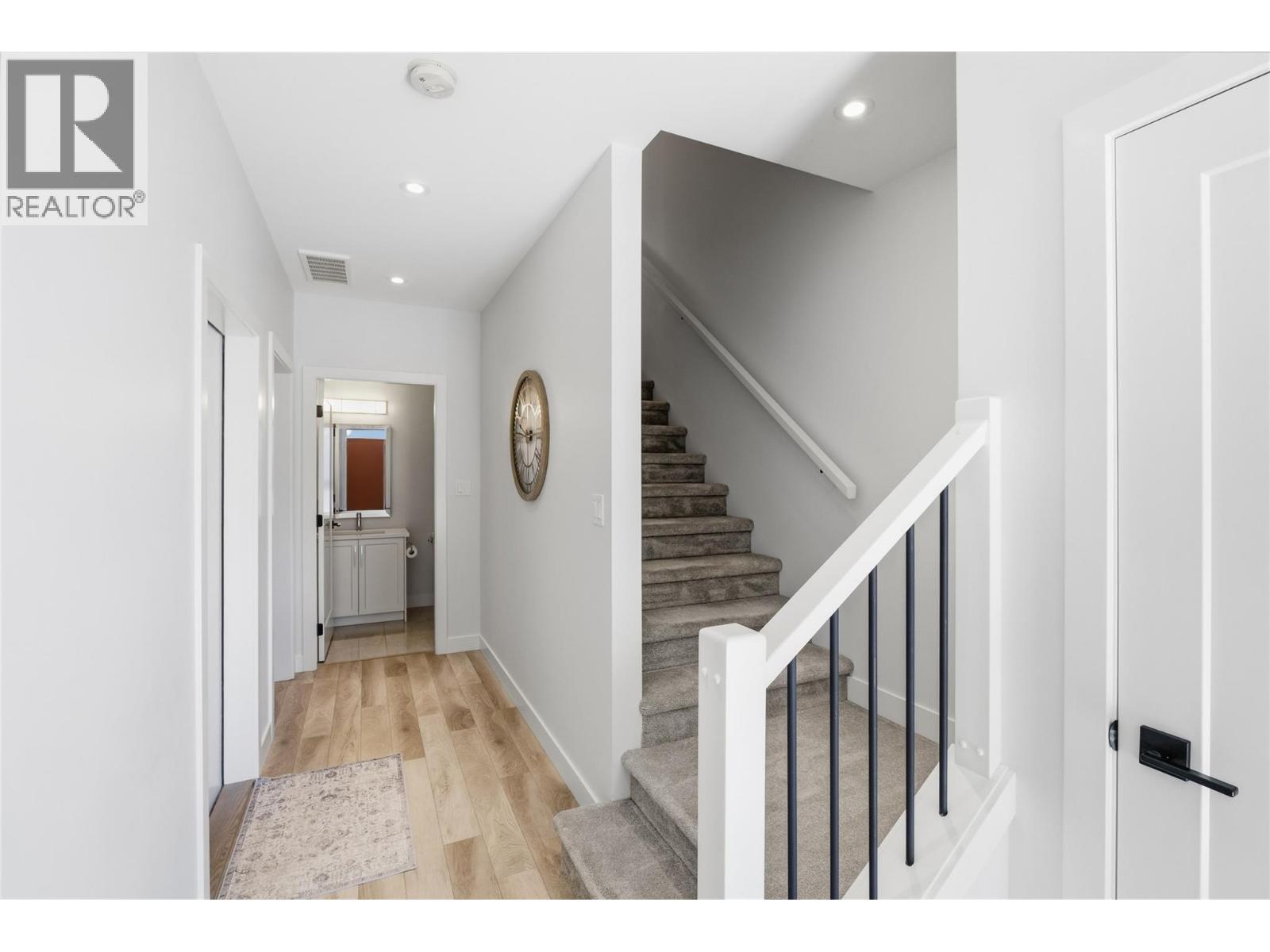 122 River Gate Drive, Kamloops, British Columbia  V2H 0E4 - Photo 6 - 10382204