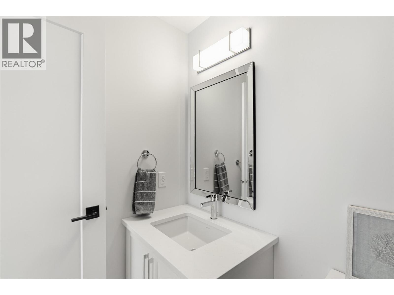 122 River Gate Drive, Kamloops, British Columbia  V2H 0E4 - Photo 7 - 10382204