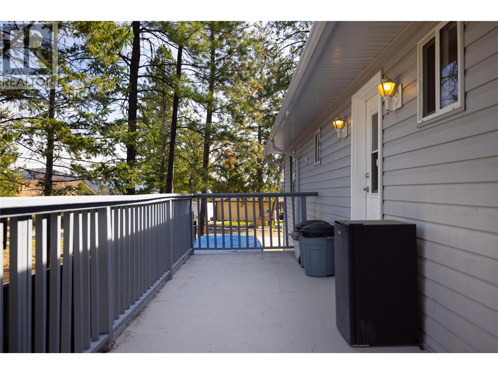 107 Crown Crescent, Vernon, British Columbia  V1H 2C3 - Photo 47 - 10383240