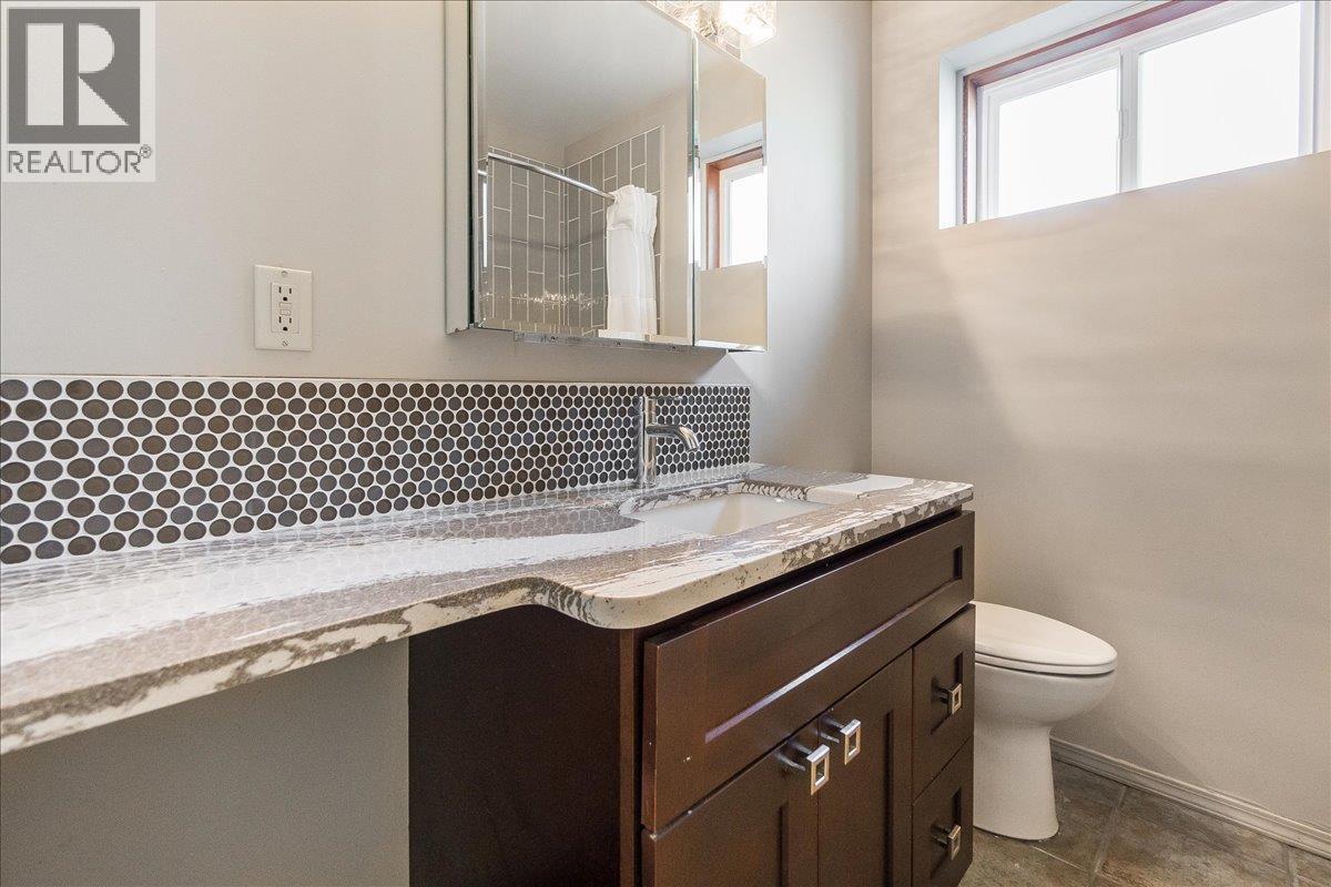 633 Jorgensen Road, Nelson, British Columbia  V1L 5P4 - Photo 41 - 10383215