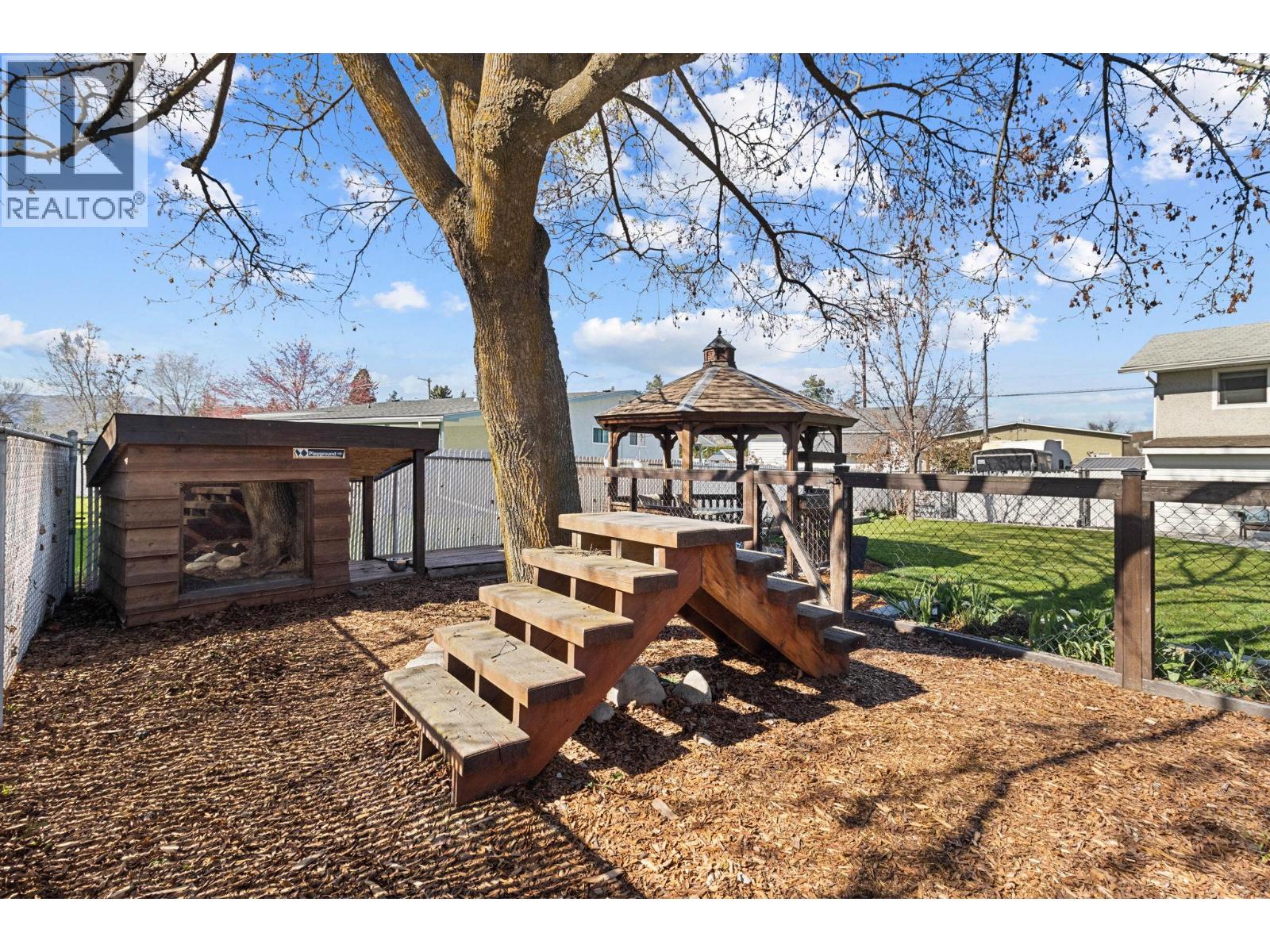 2605 Springfield Road, Kelowna, British Columbia  V1X 1B9 - Photo 23 - 10383187