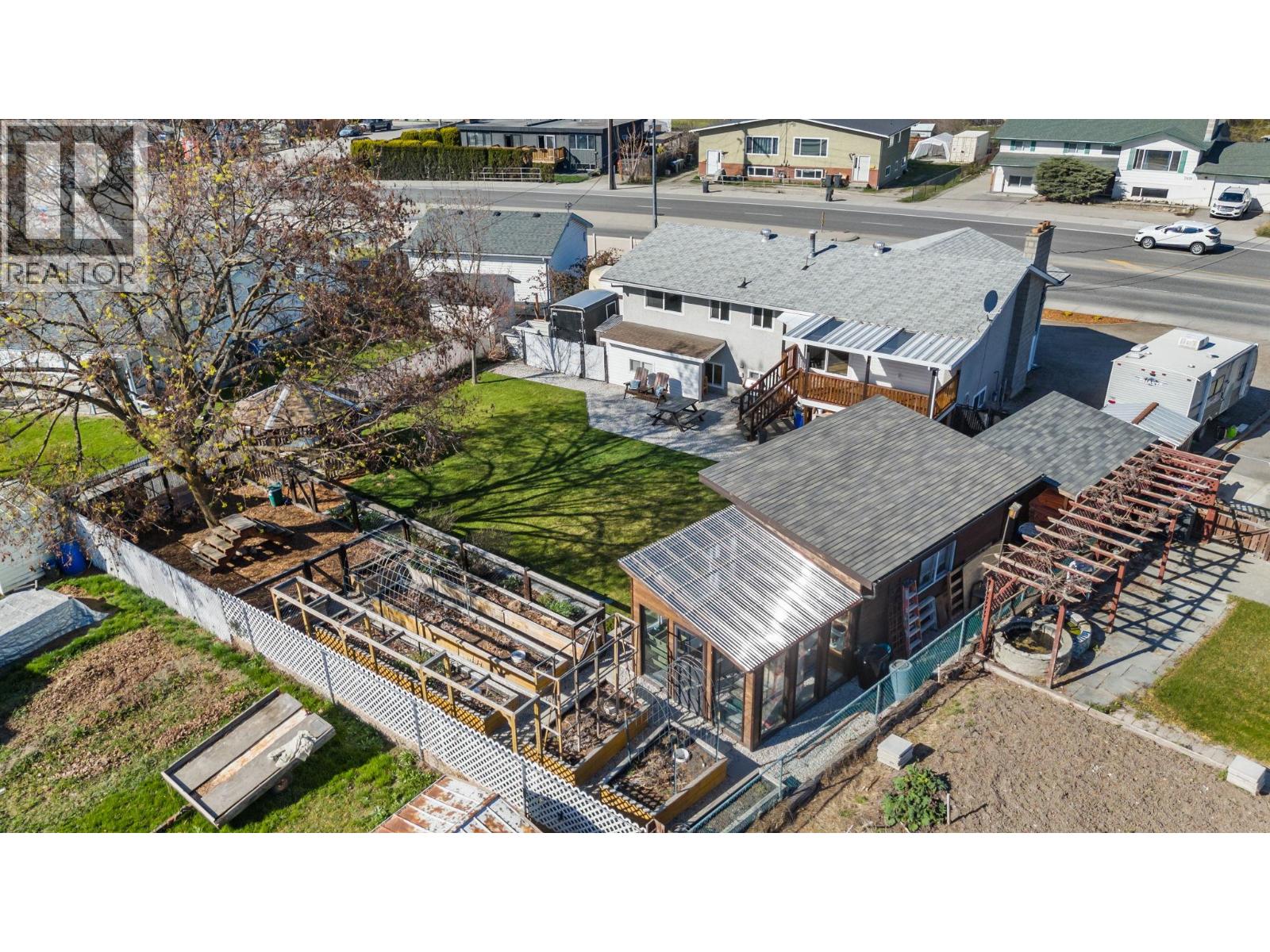 2605 Springfield Road, Kelowna, British Columbia  V1X 1B9 - Photo 28 - 10383187