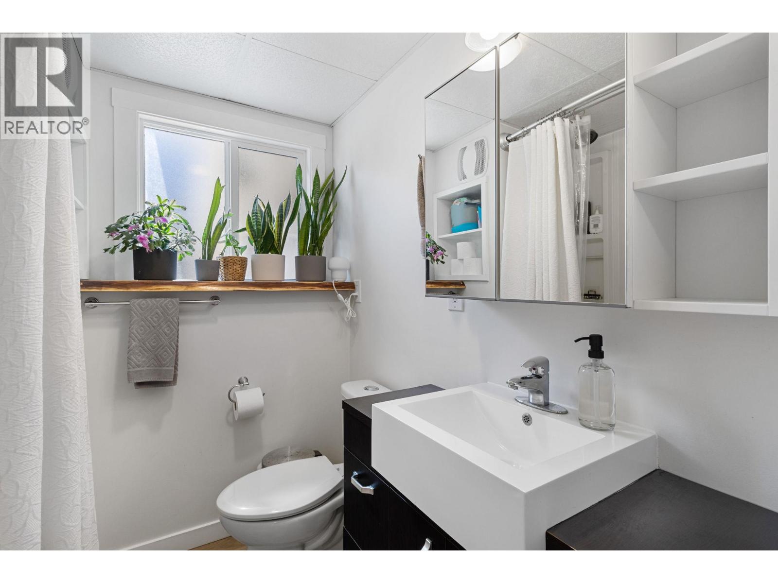 2605 Springfield Road, Kelowna, British Columbia  V1X 1B9 - Photo 36 - 10383187