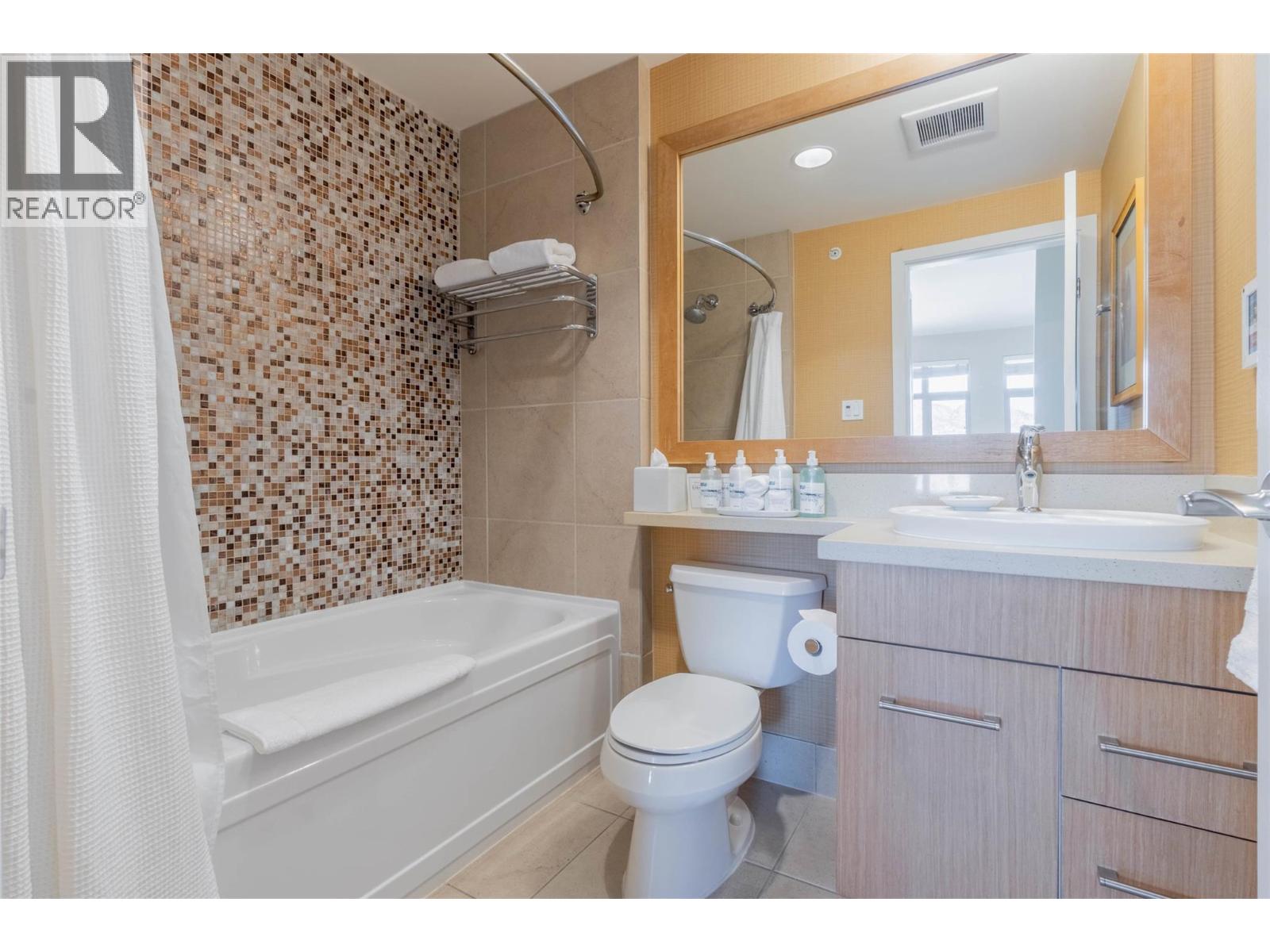 15 Park Place Unit# 407, Osoyoos, British Columbia  V0H 1V0 - Photo 27 - 10383051