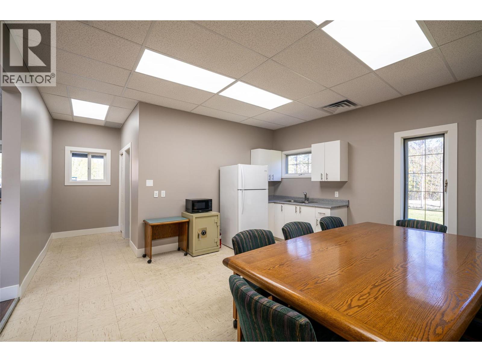 40 Gibson Road, Lumby, British Columbia  V0E 2G0 - Photo 24 - 10383335