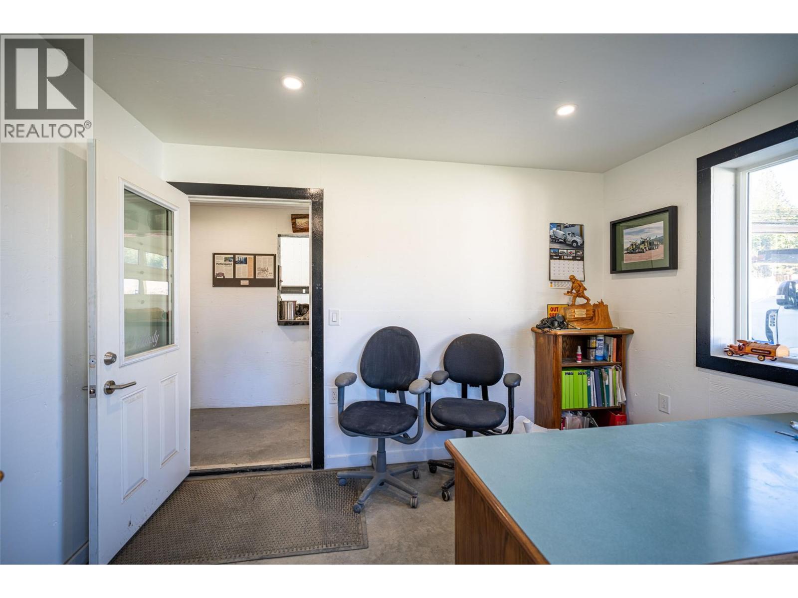 40 Gibson Road, Lumby, British Columbia  V0E 2G0 - Photo 28 - 10383335