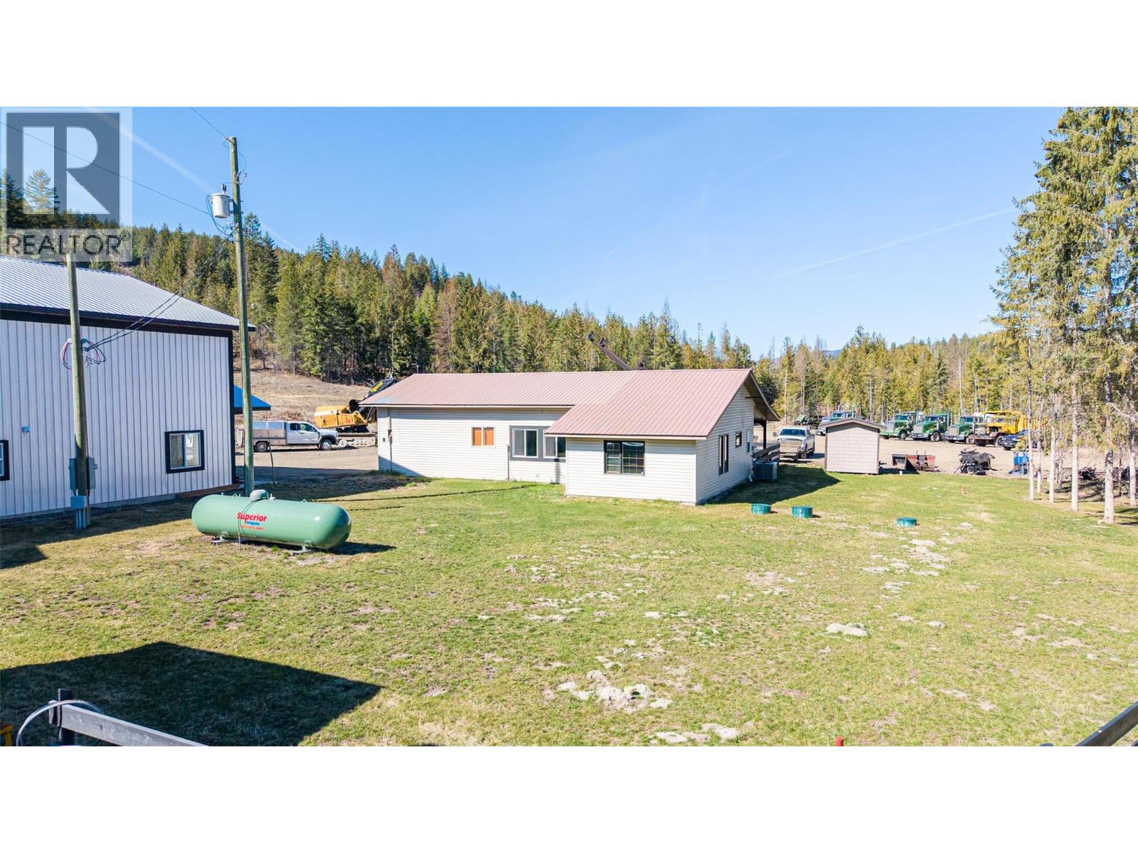40 Gibson Road, Lumby, British Columbia  V0E 2G0 - Photo 5 - 10383335
