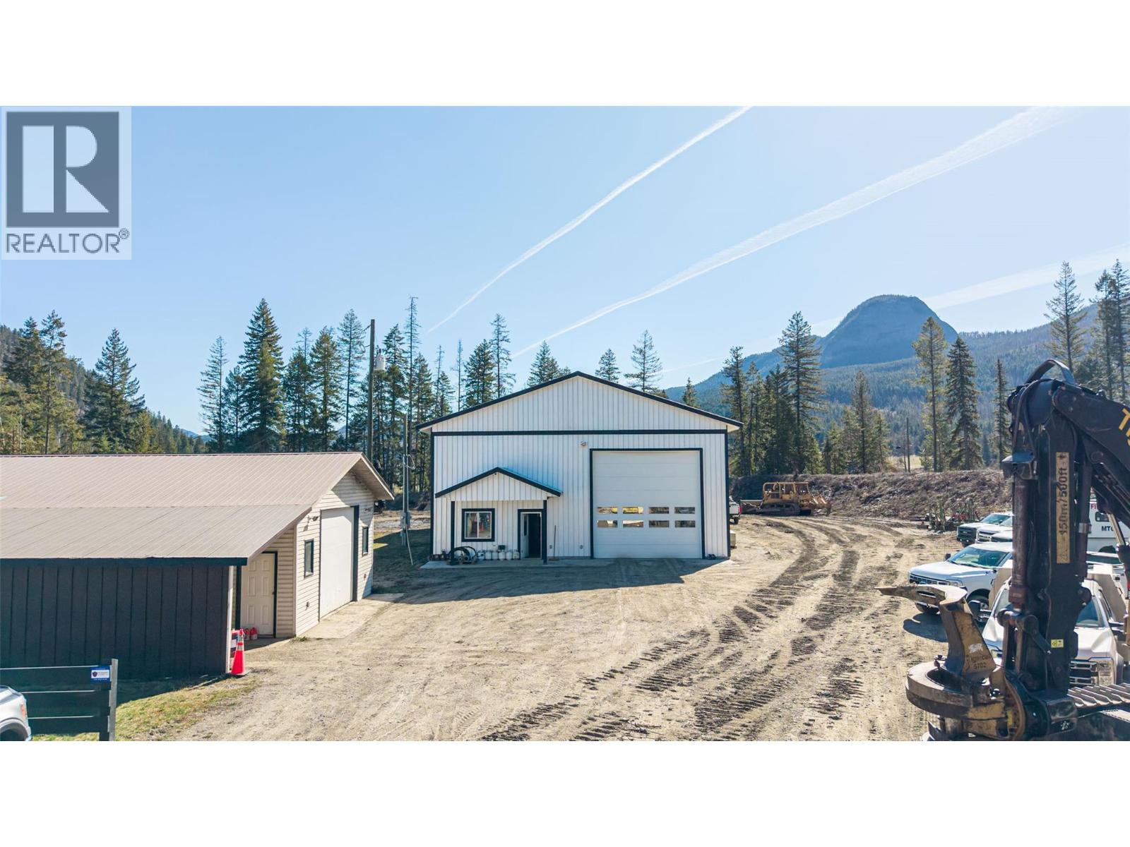 40 Gibson Road, Lumby, British Columbia  V0E 2G0 - Photo 7 - 10383335