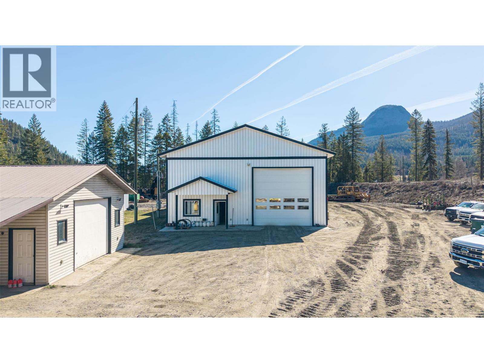 40 Gibson Road, Lumby, British Columbia  V0E 2G0 - Photo 8 - 10383335