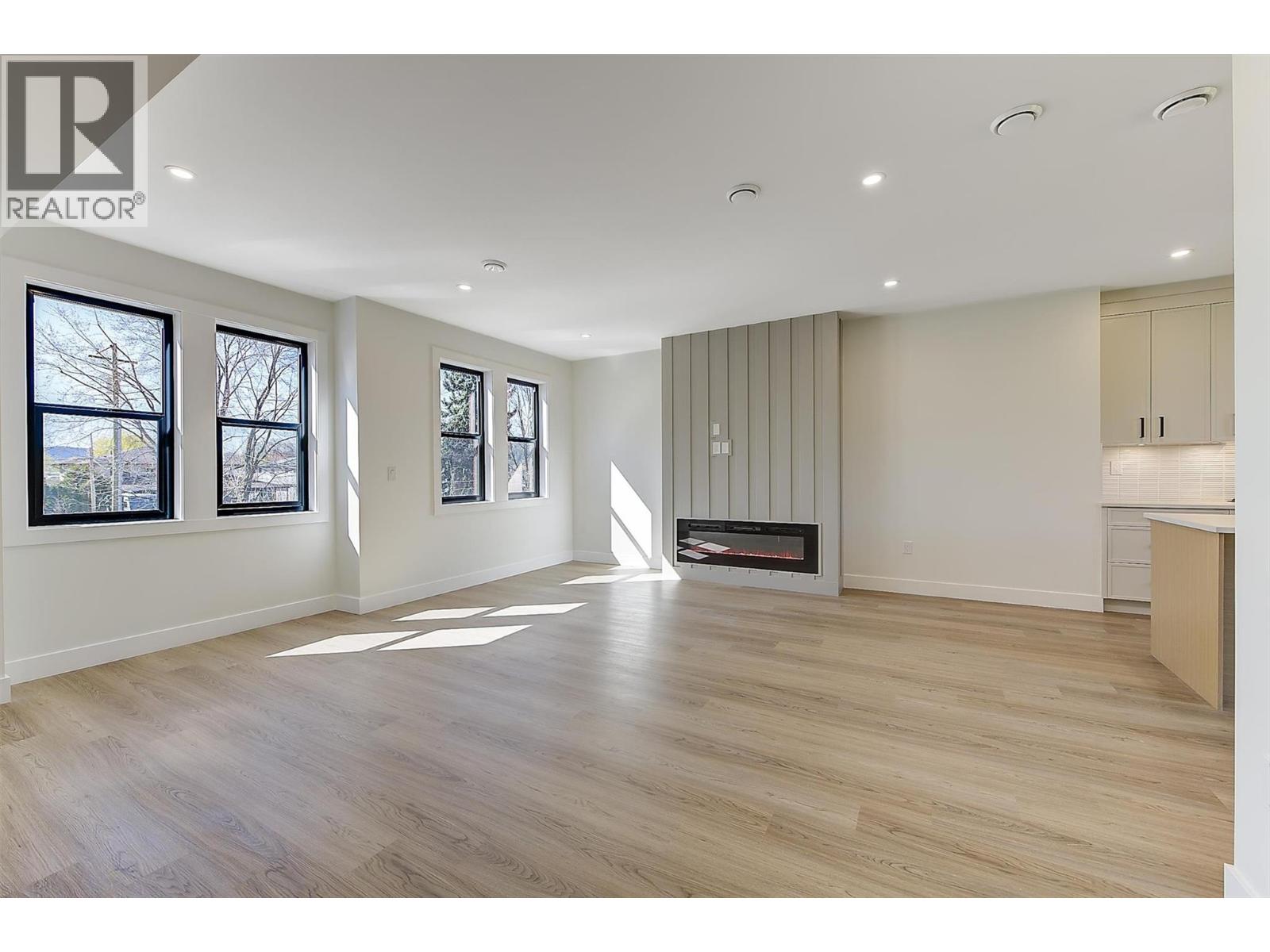 3590 Redecopp Road Unit# 4, Lake Country, British Columbia  V4V 1X5 - Photo 4 - 10383140