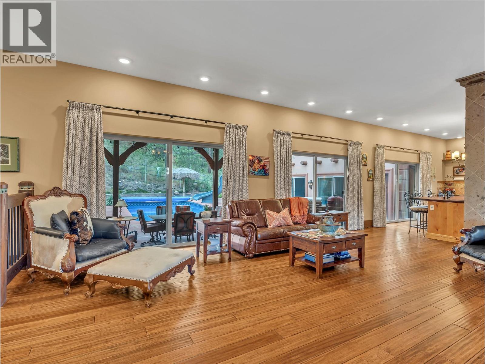 1788 Willowbrook Road, Oliver, British Columbia  V0H 1T5 - Photo 6 - 10383338