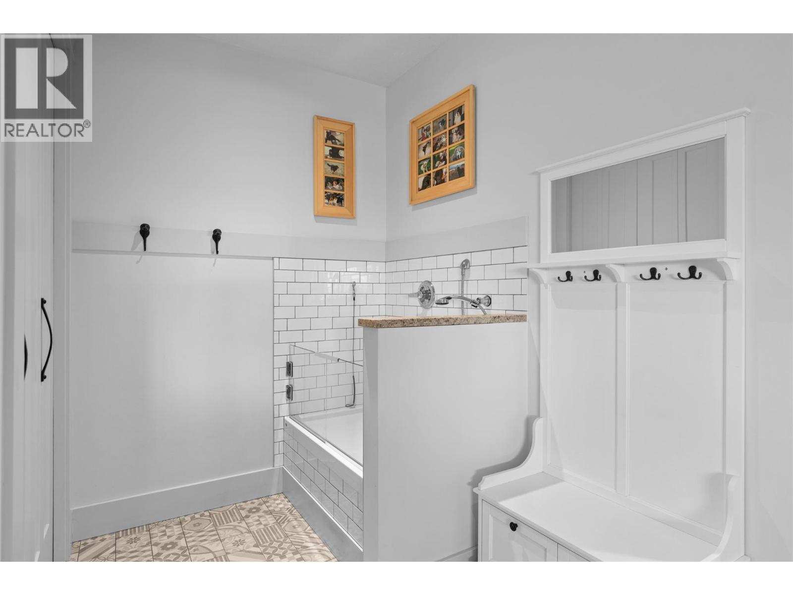 1548 Phoenix Drive, Vernon, British Columbia  V1B 4B3 - Photo 23 - 10383009