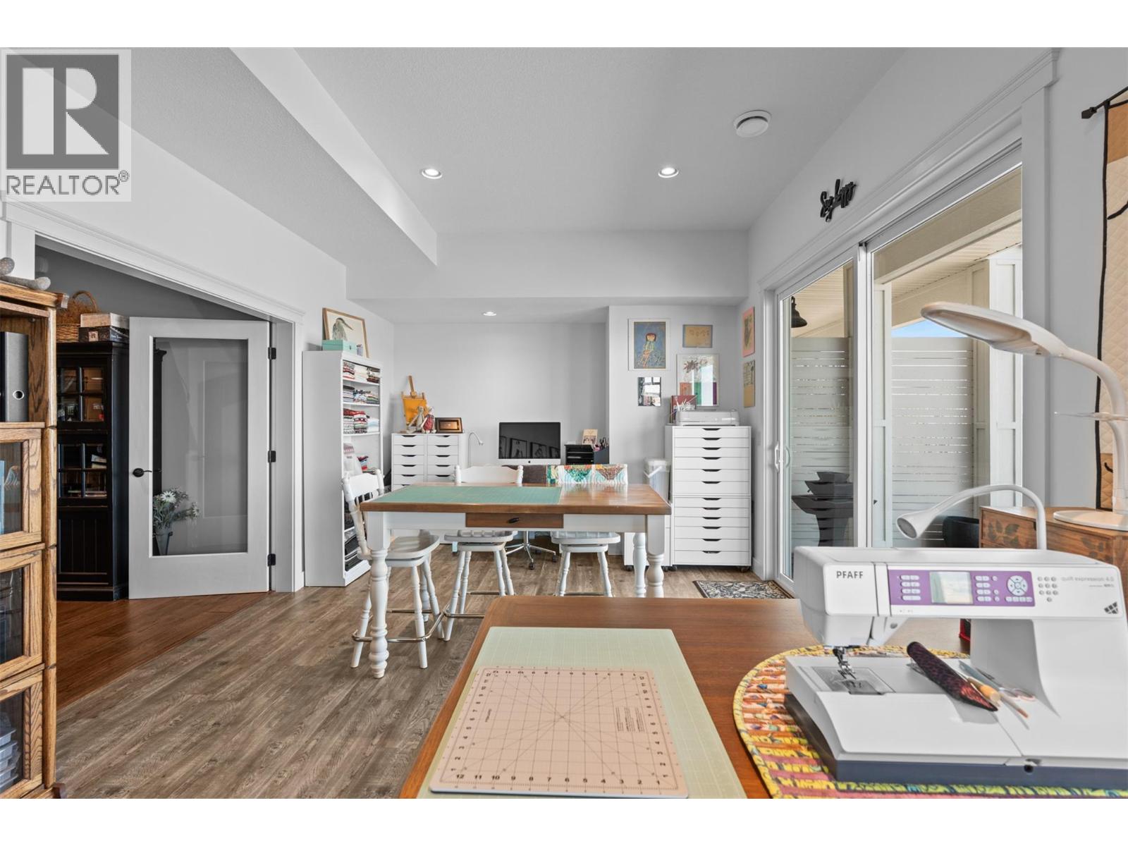 1548 Phoenix Drive, Vernon, British Columbia  V1B 4B3 - Photo 84 - 10383009