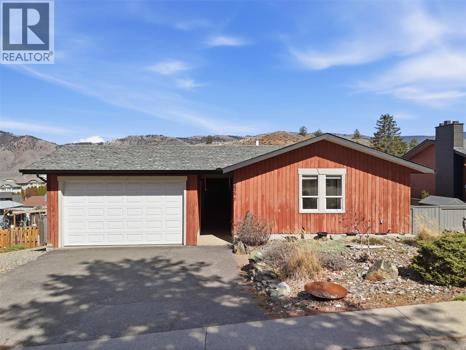 2266 Omineca Drive, Kamloops, British Columbia  V2E 1T9 - Photo 1 - 10383298