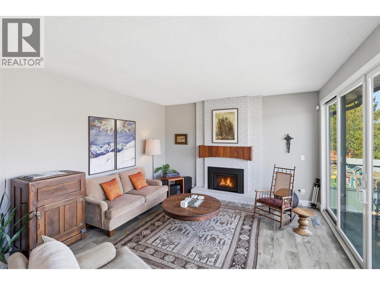 2266 Omineca Drive, Kamloops, British Columbia  V2E 1T9 - Photo 10 - 10383298