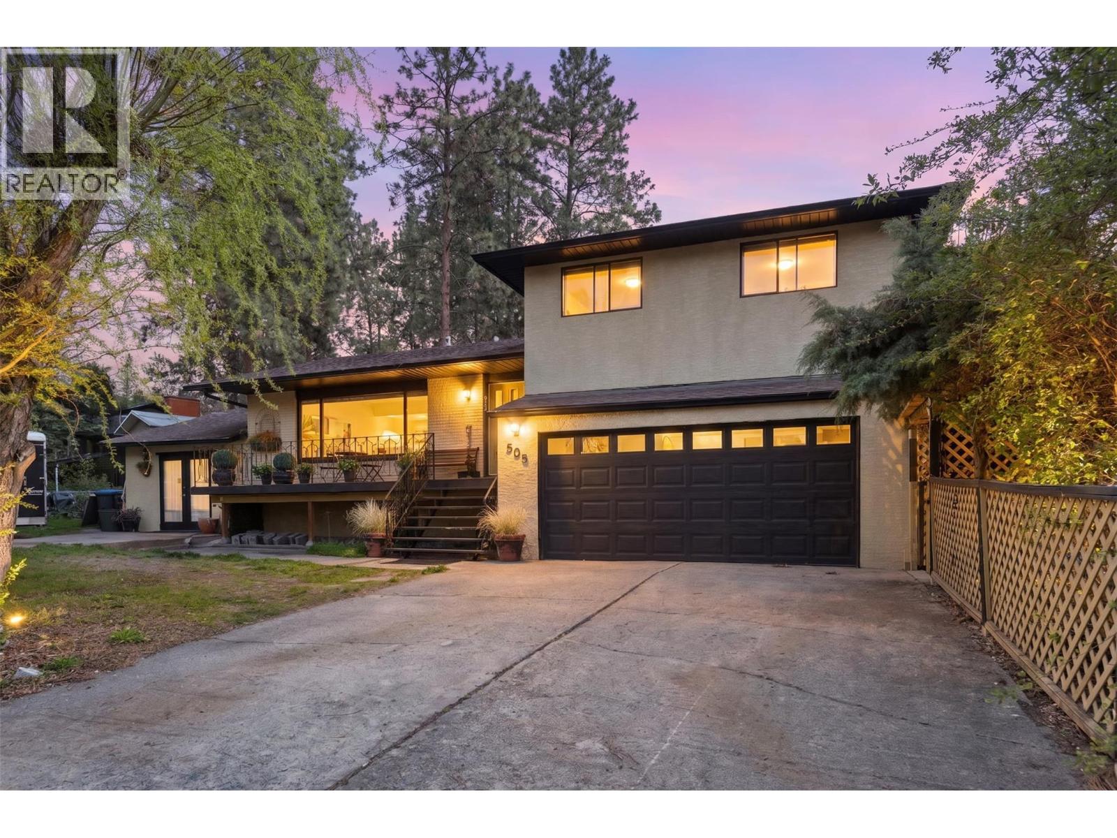 599 Clifton Road S, Kelowna, British Columbia  V1V 1A6 - Photo 2 - 10383296