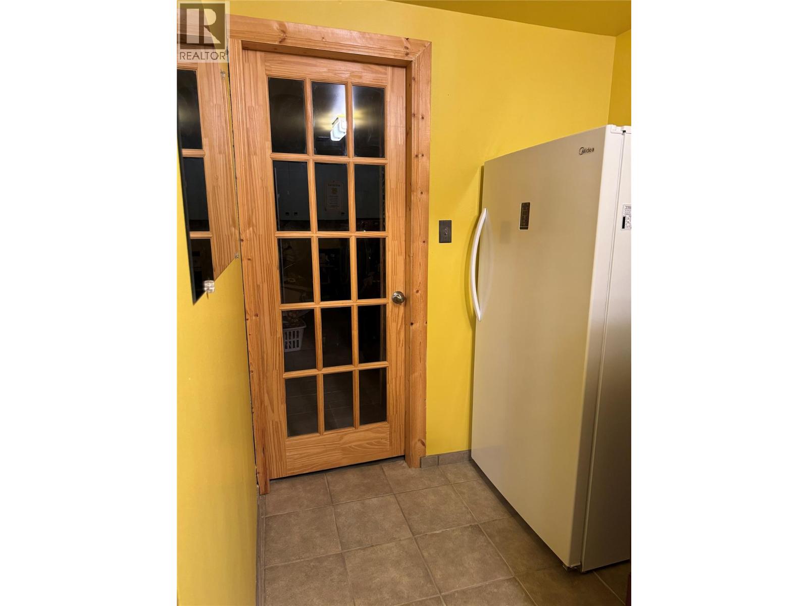 599 Clifton Road S, Kelowna, British Columbia  V1V 1A6 - Photo 25 - 10383296