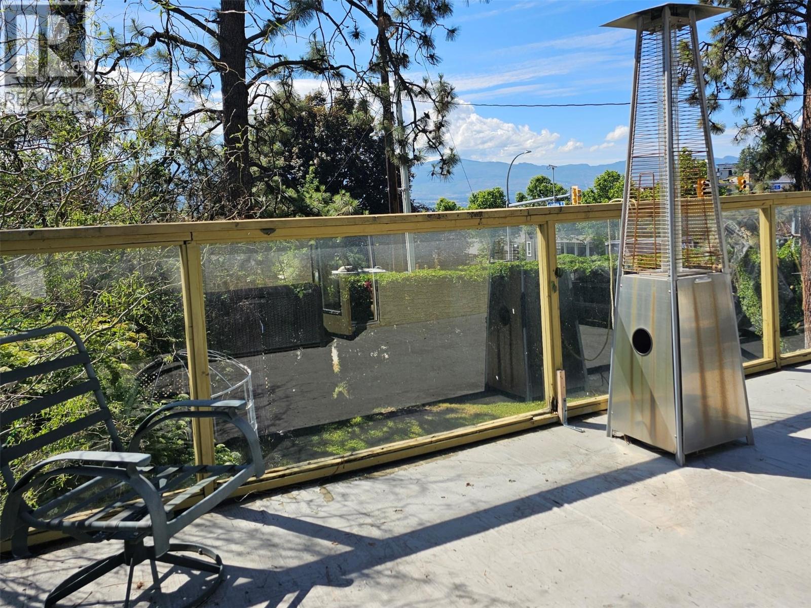 599 Clifton Road S, Kelowna, British Columbia  V1V 1A6 - Photo 29 - 10383296