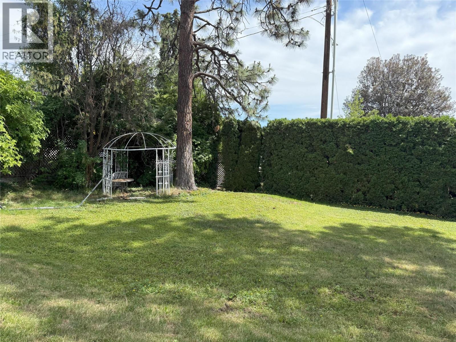 599 Clifton Road S, Kelowna, British Columbia  V1V 1A6 - Photo 51 - 10383296