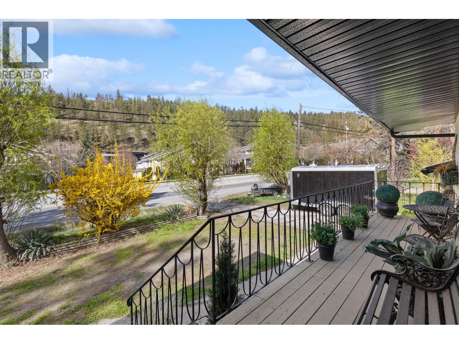 599 Clifton Road S, Kelowna, British Columbia  V1V 1A6 - Photo 69 - 10383296