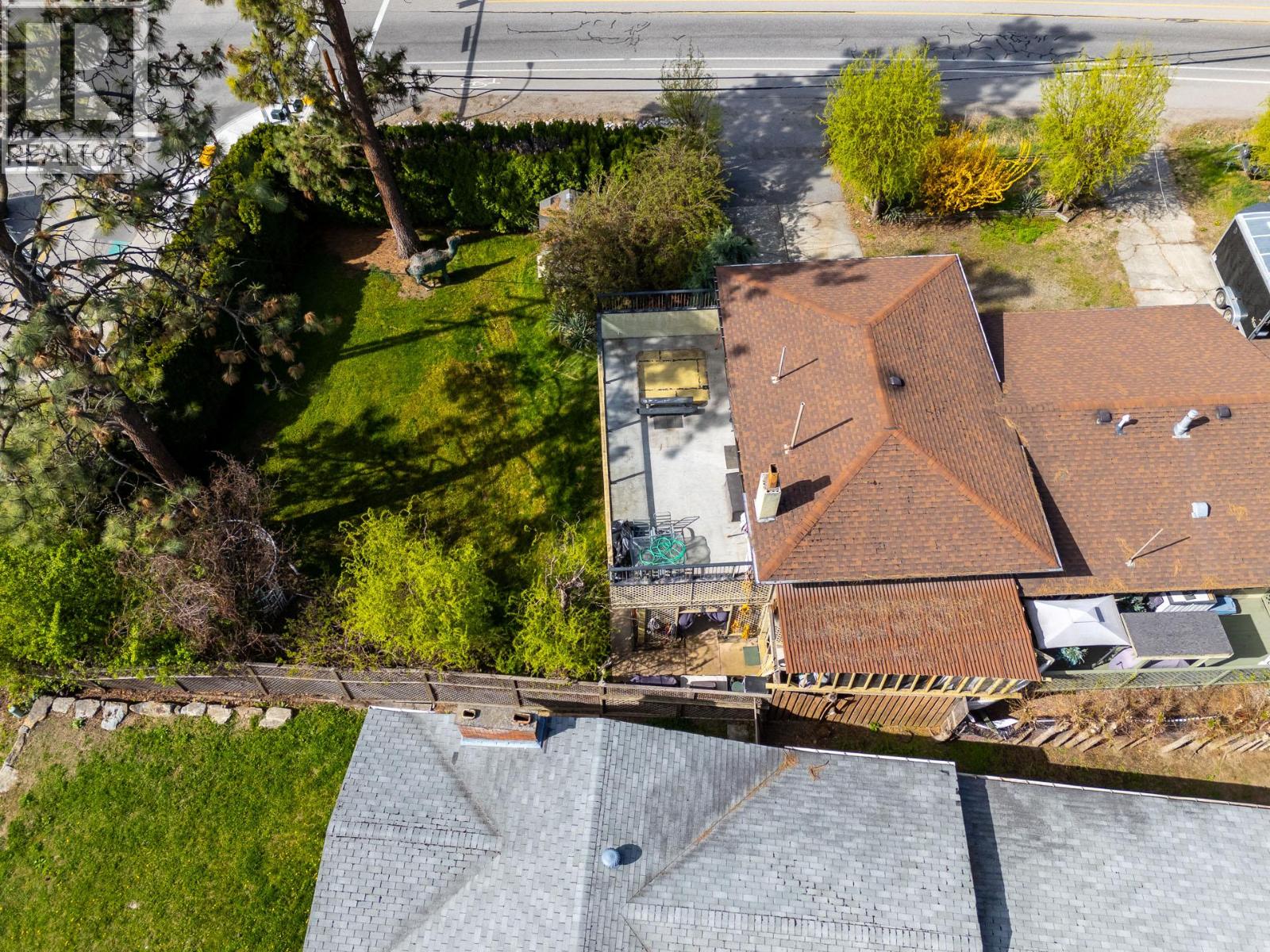 599 Clifton Road S, Kelowna, British Columbia  V1V 1A6 - Photo 82 - 10383296