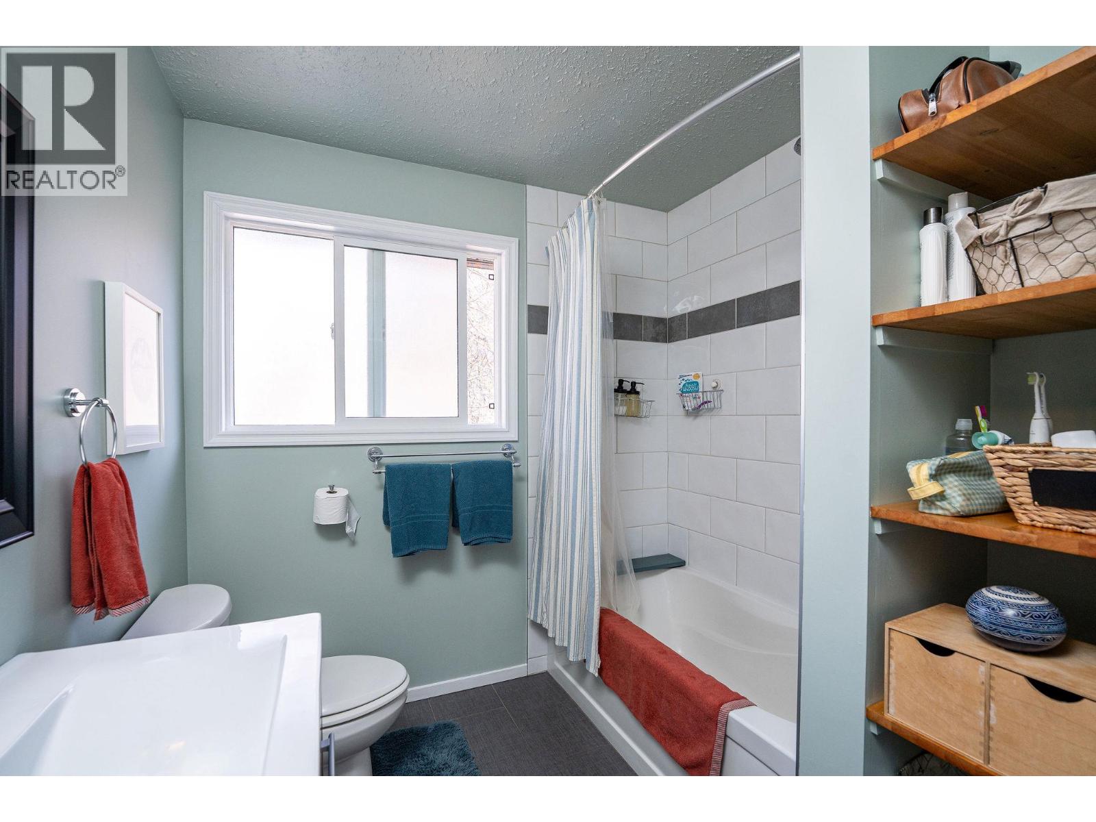 1900 Jade Place, Revelstoke, British Columbia  V0E 2S0 - Photo 25 - 10383289