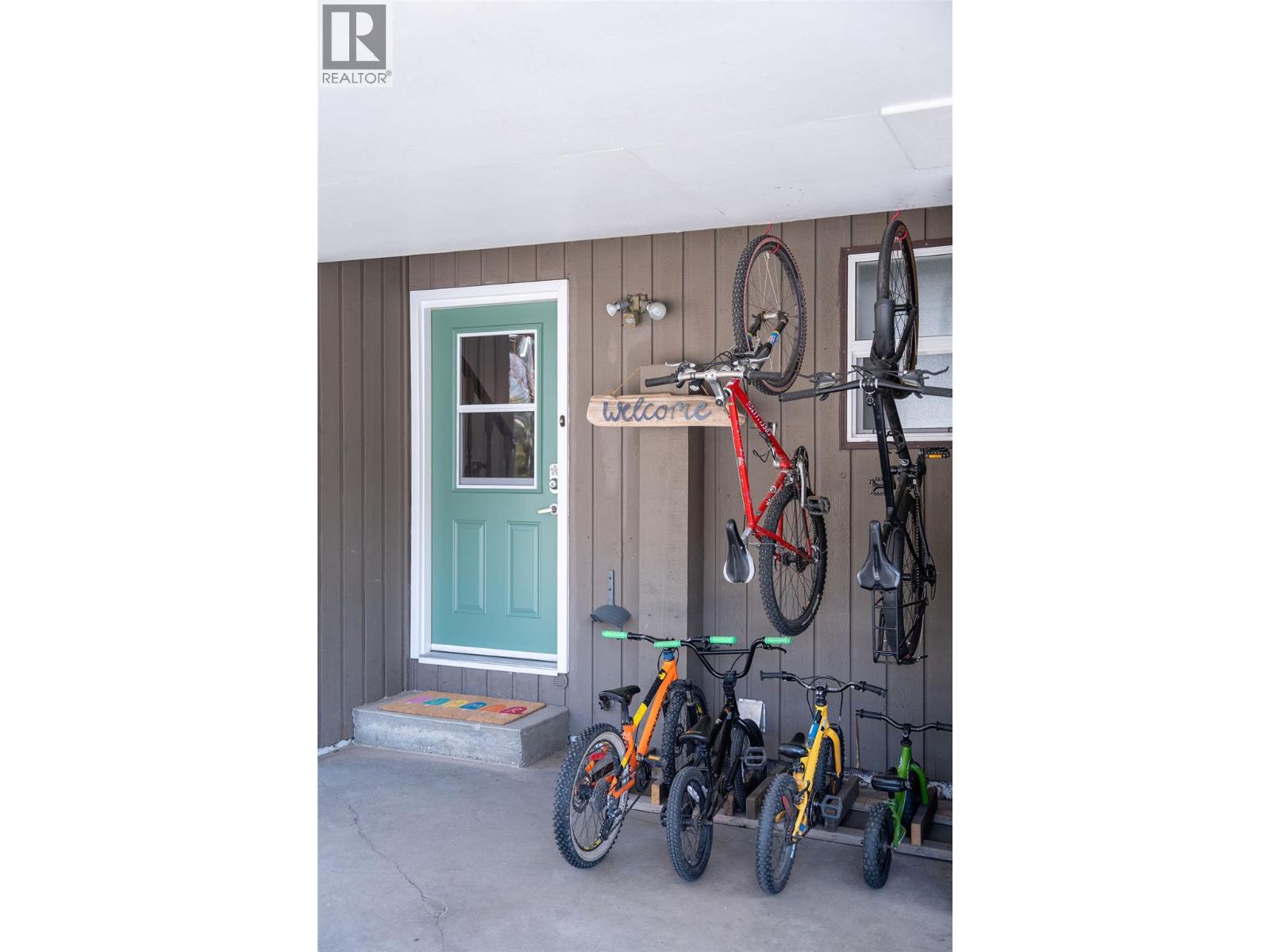 1900 Jade Place, Revelstoke, British Columbia  V0E 2S0 - Photo 4 - 10383289