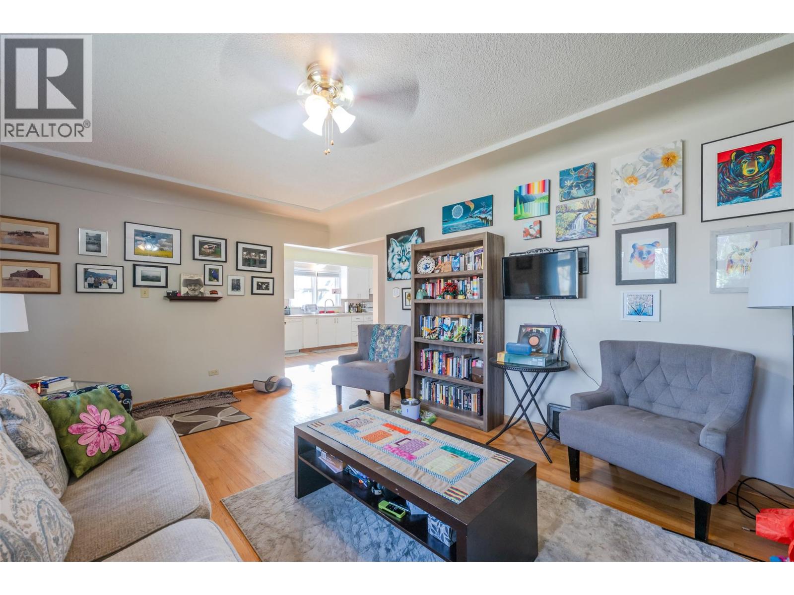 424 Penticton Avenue, Penticton, British Columbia  V2A 2M6 - Photo 6 - 10383341